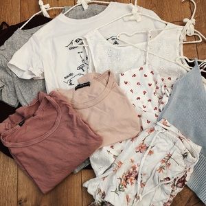 ✨ BRANDY MELVILLE SALE ✨